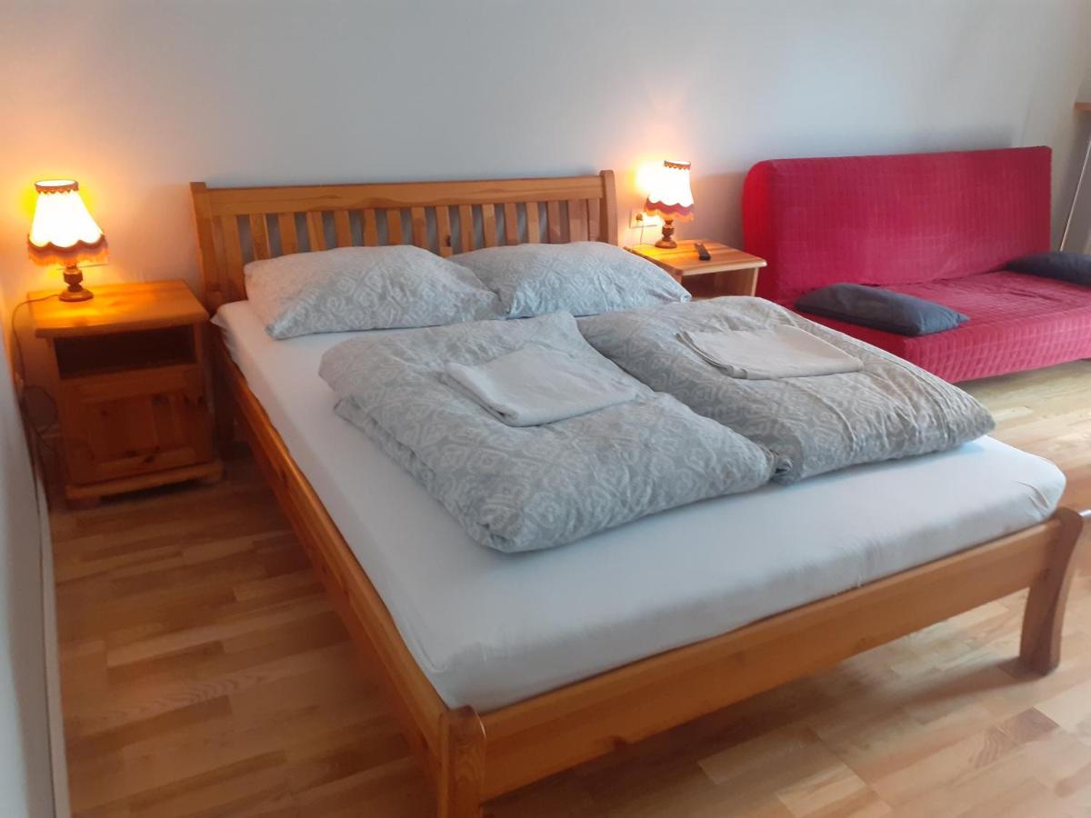 Apartament Cafe Belg Czestochowa Bagian luar foto