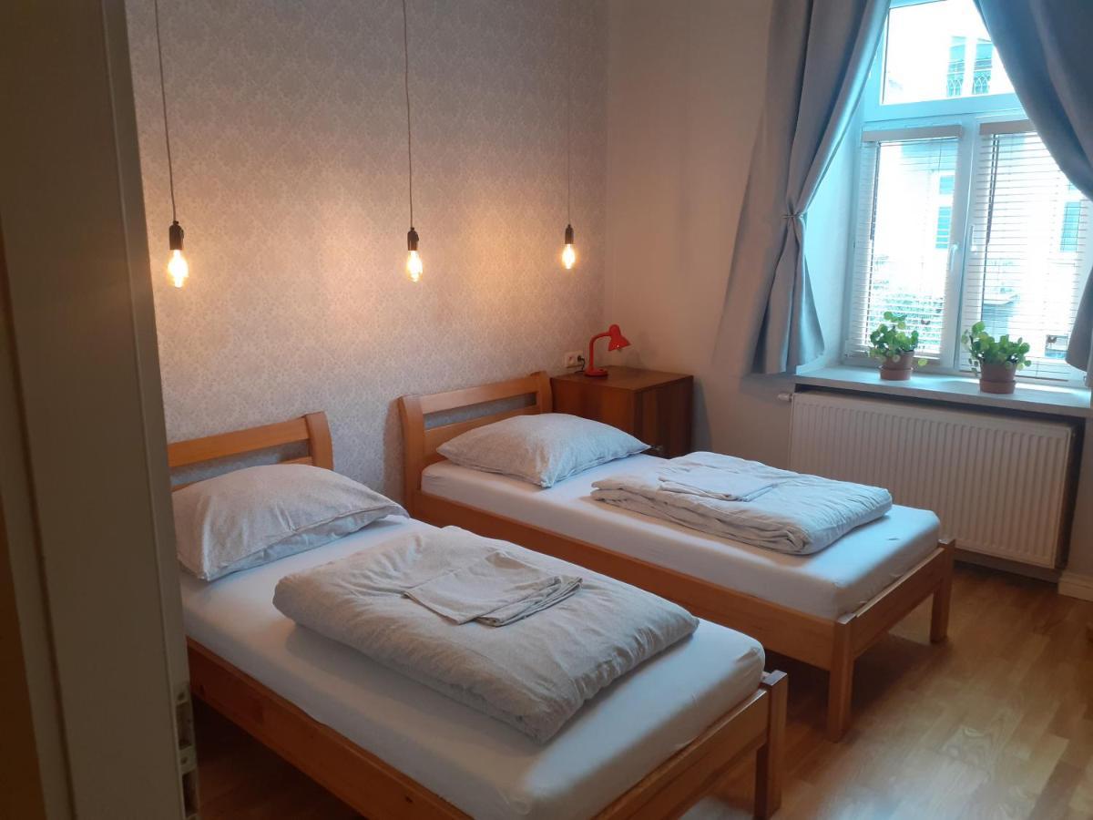 Apartament Cafe Belg Czestochowa Bagian luar foto